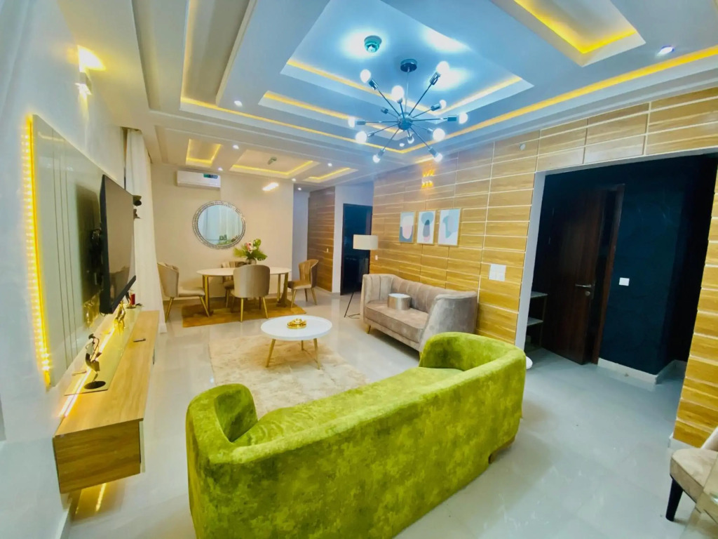 Shortlethomes - 5 Star Short let Apartment in Ikate