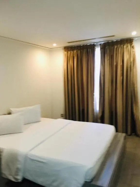 Executive 2 bedroom Apartment At East Legon