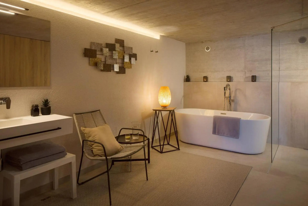 Vale Residence - exclusive & private property by the sea