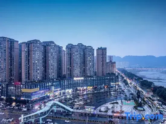 Rezen Select Hotel Yaan