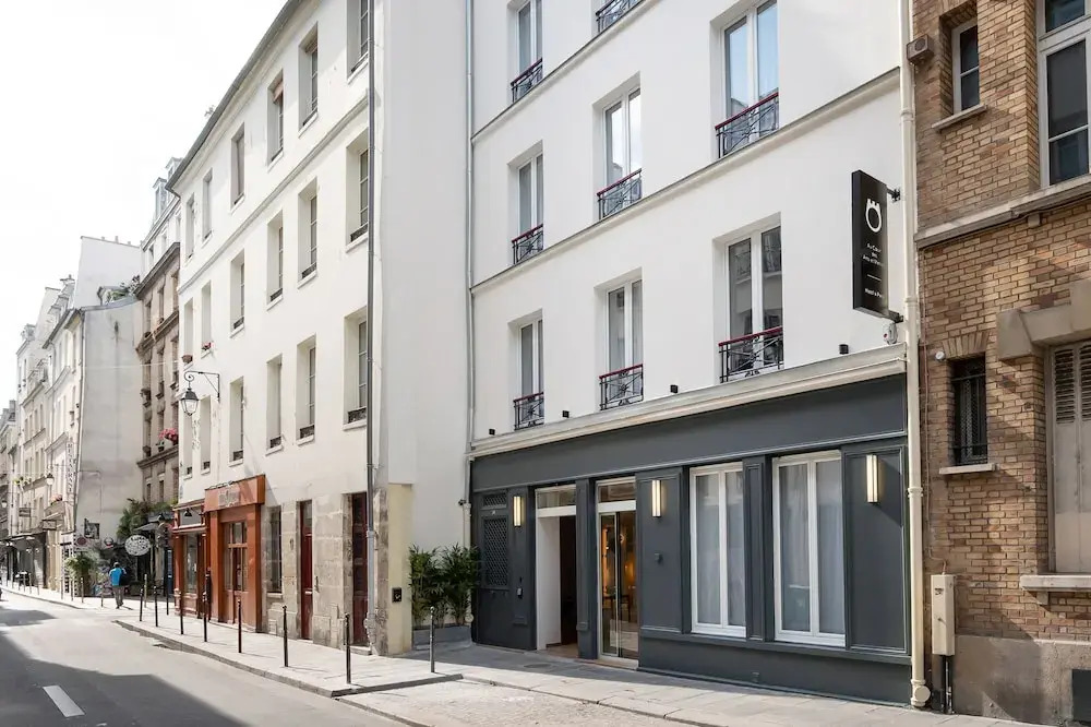 Private Apartment and Terrace Le Marais