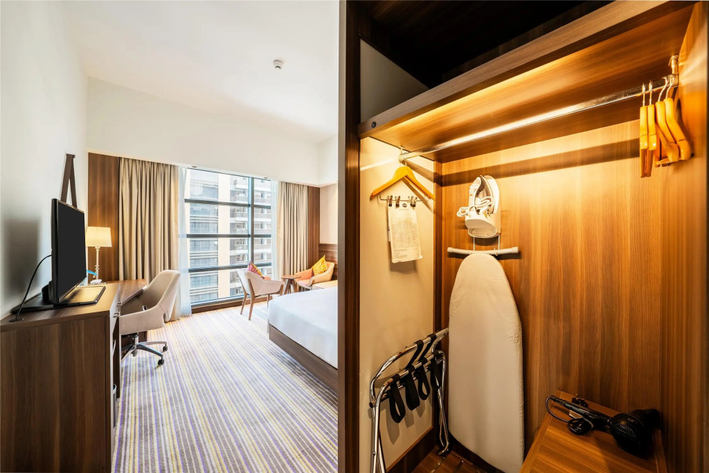 Hampton By Hilton Dubai Airport