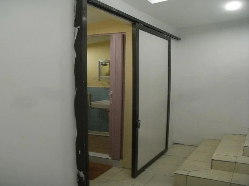 V Hostel