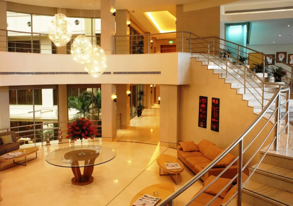 Marina Hotel