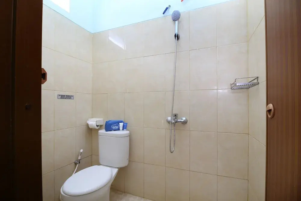 Airy Tanjung Gading Gatot Subroto 63 Bandar Lampung