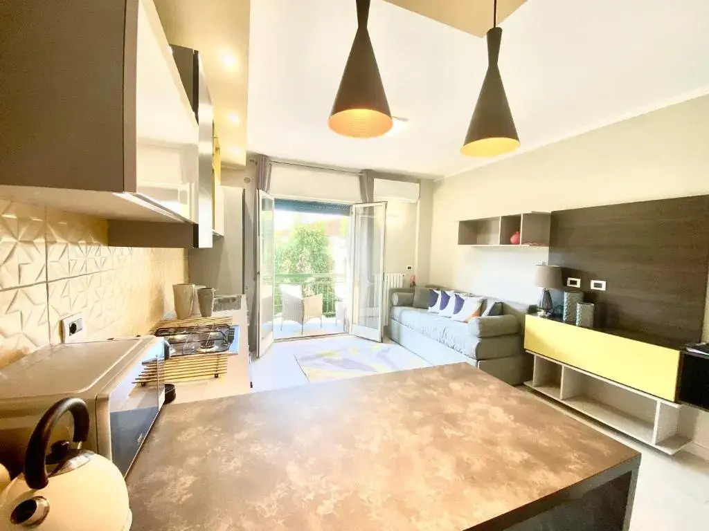 Mottola Apartment