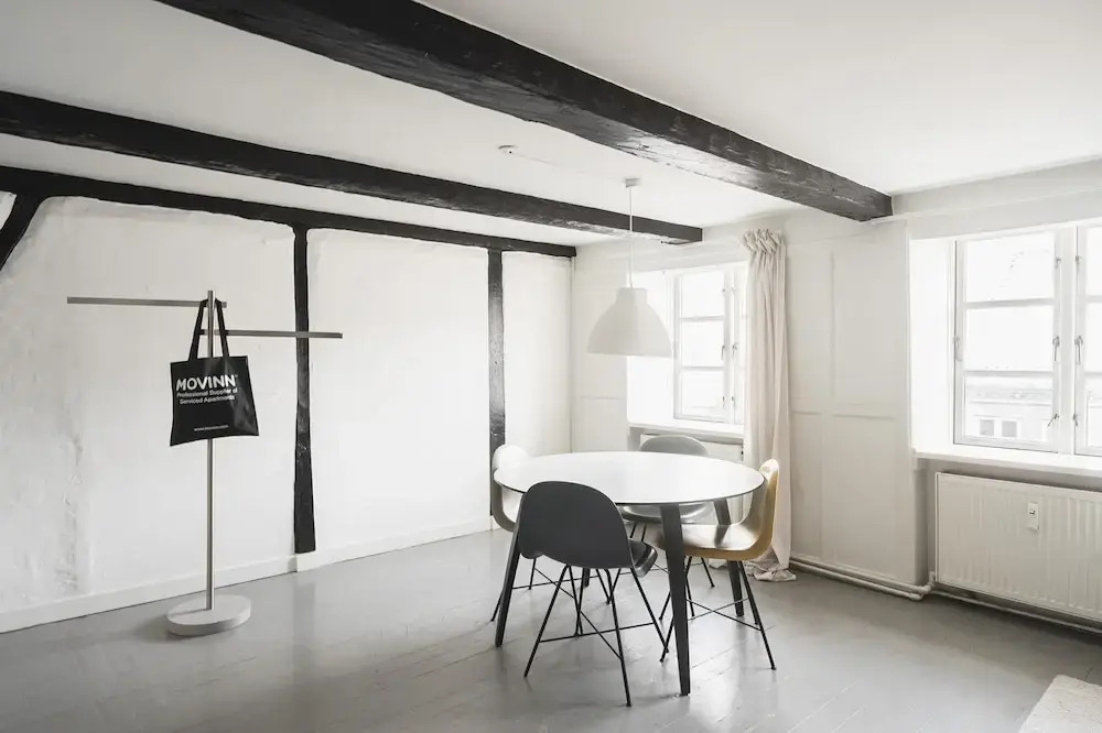 Charming 2-bed Duplex in Great Location