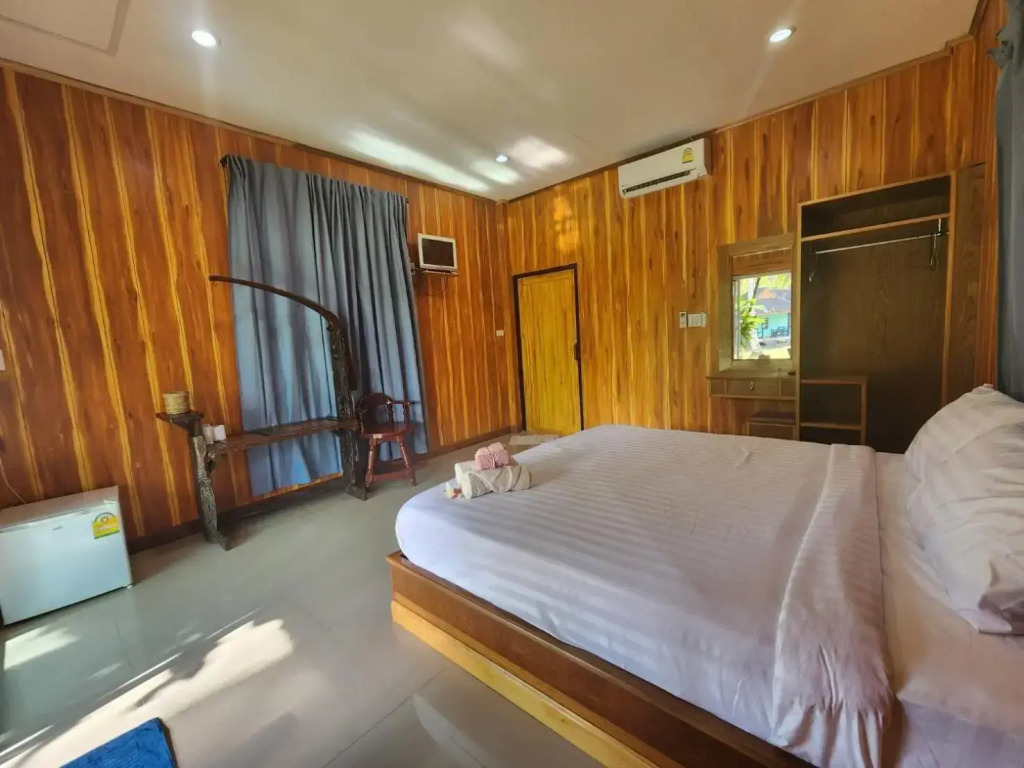 Koh Kood Far East Resort