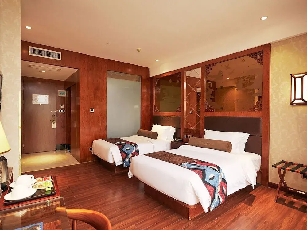 Yucheng Hotel