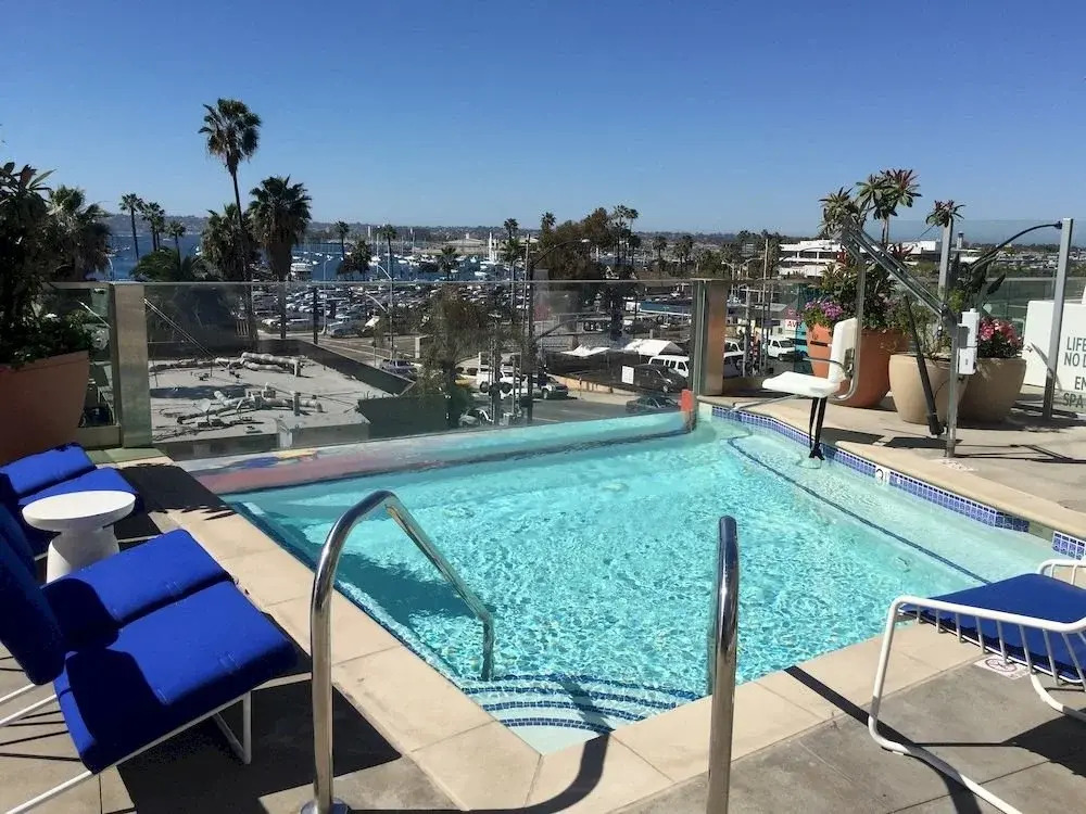 Corporate Suites in San Diego Downtown