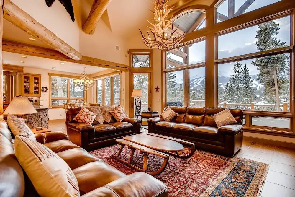 Mountain Bear Lodge