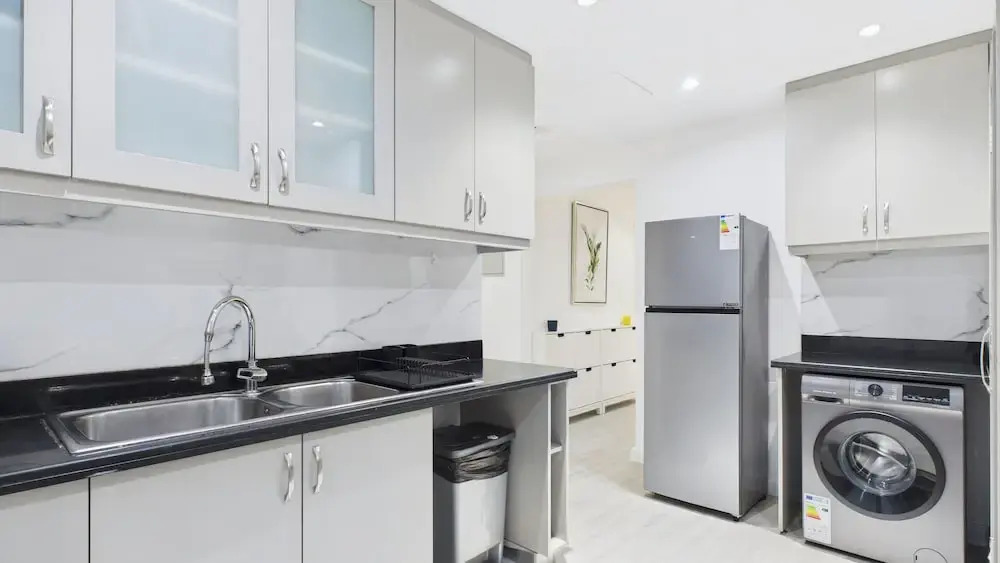 Spacious 2 BR with Sea & Marina View