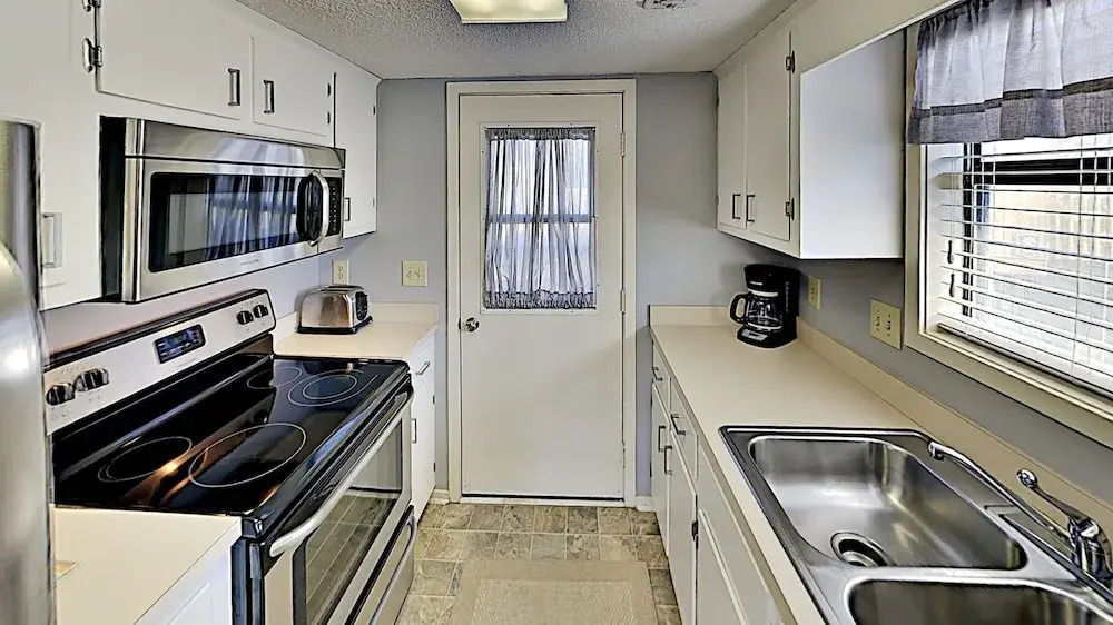Guest Cottage 14