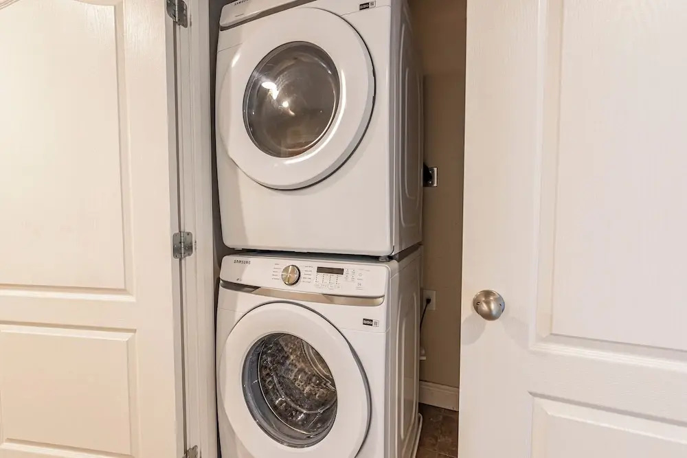Amazing Home in Davenport 4br 3.5 Bath