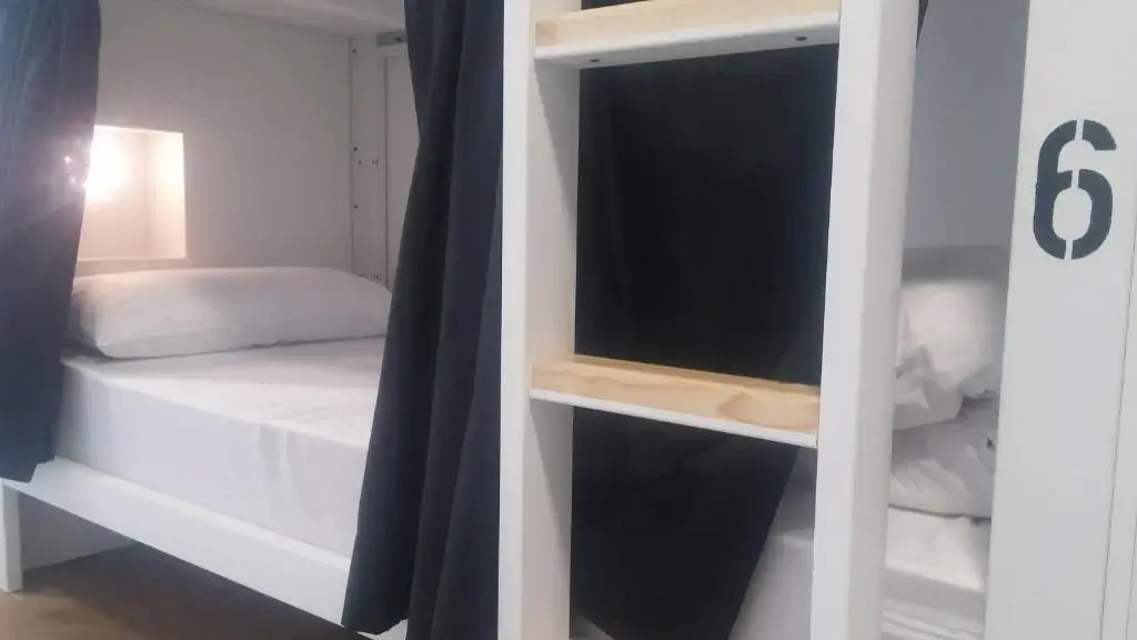 R4Hostel