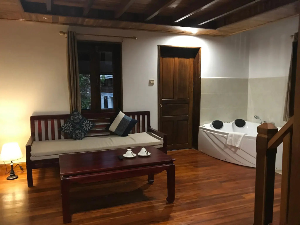 wisdom mystery Hotel