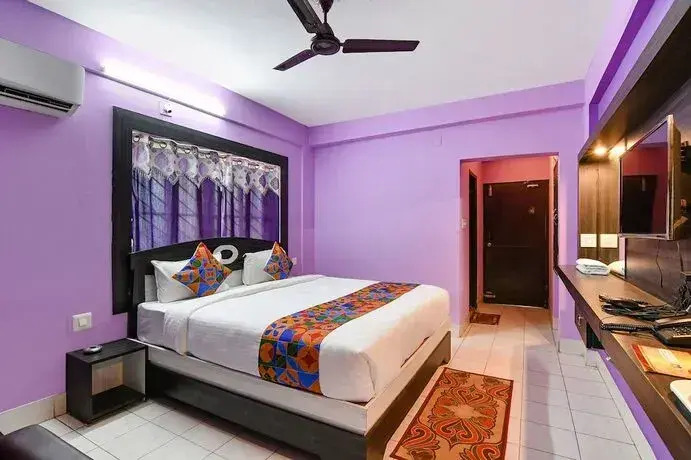 FabHotel Bollywood 2.0 - Nr. Padma Beach