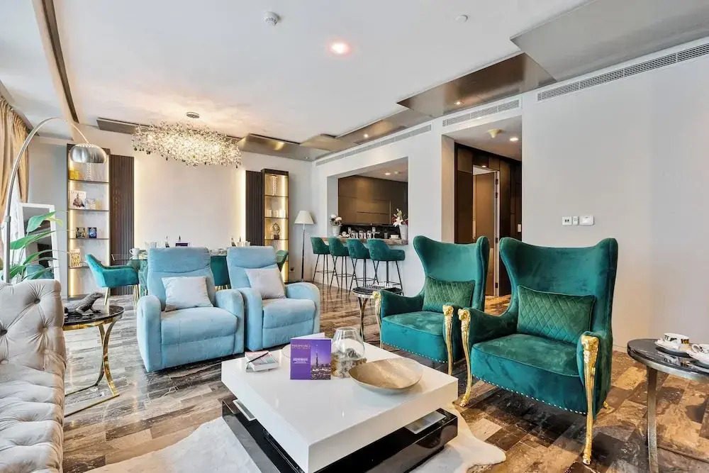 High End Luxury Stay with Full Palm Jumeirah View