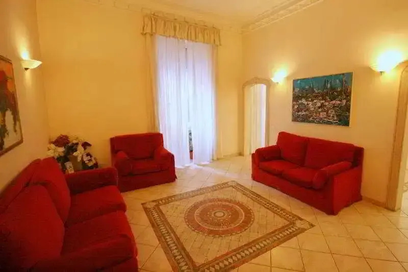 Hotel Embassy