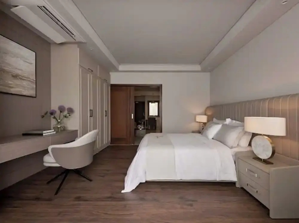 Sunflower Apartment - Luxury Suite by THC Group