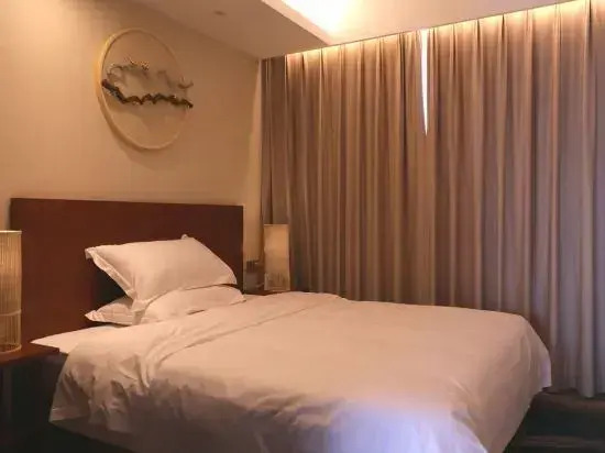 Good Time Seaview Hotel