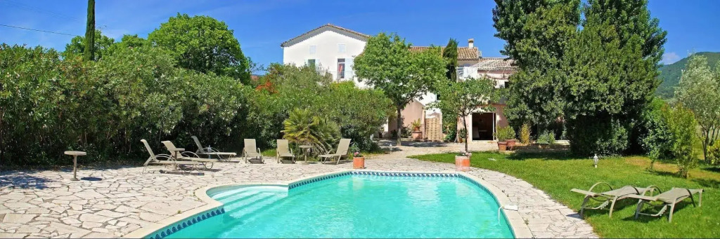 Logis Hôtel La Bastide des Monges