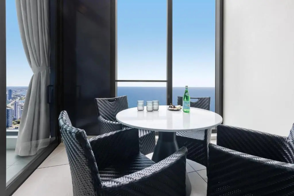 Meriton Suites Surfers Paradise