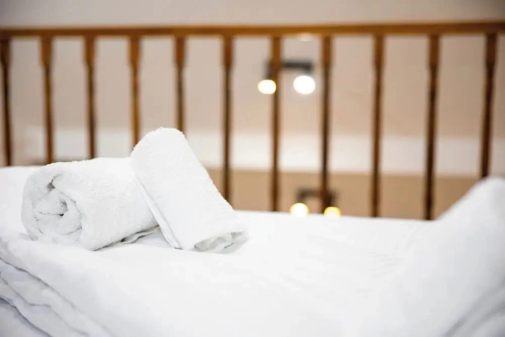 Apartment Sleeps 4 With Pets Welcome