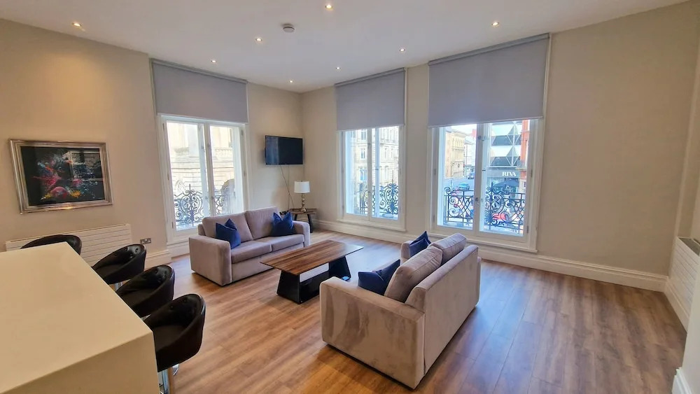 iStay Liverpool 1 Water Street Apartments