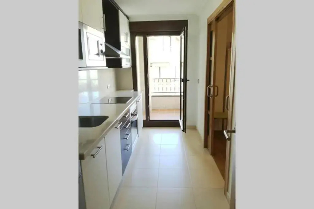 Apartamento Sanxenxo, 30 metros playa, céntrico.