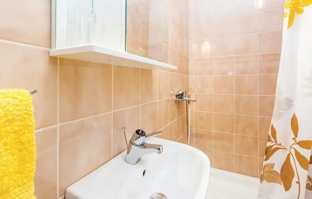 Nice Home in Palit With Wifi and 2 Bedrooms