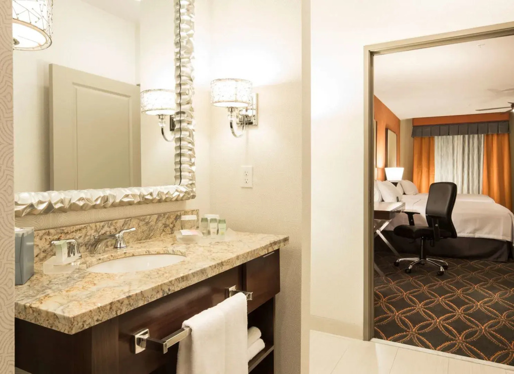 Homewood Suites by Hilton Lynnwood Seattle Everett, WA