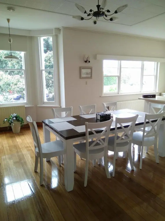 Riverbank Villa Devonport