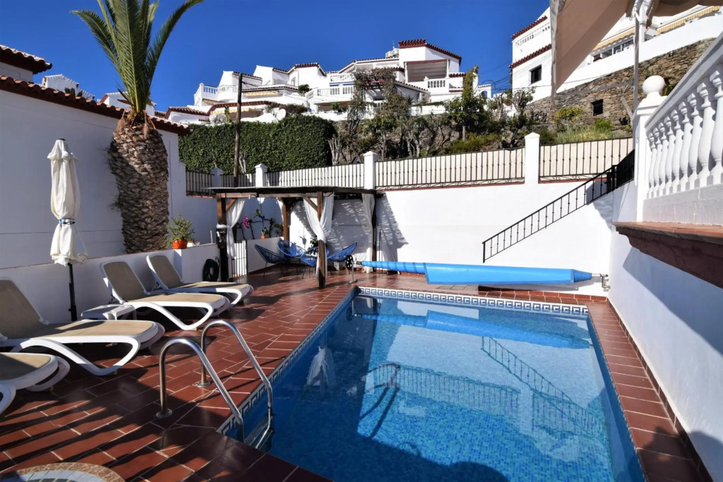 Ladera Panorama 2