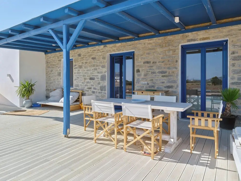 2 Bed Villa - Sleeps 6 - Pets - Pool - Parking