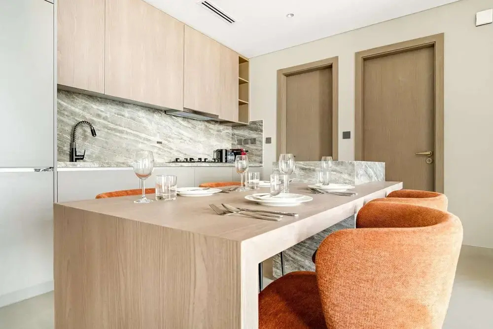 Luxurious Stay in JVC With Rooftop Pool Gym