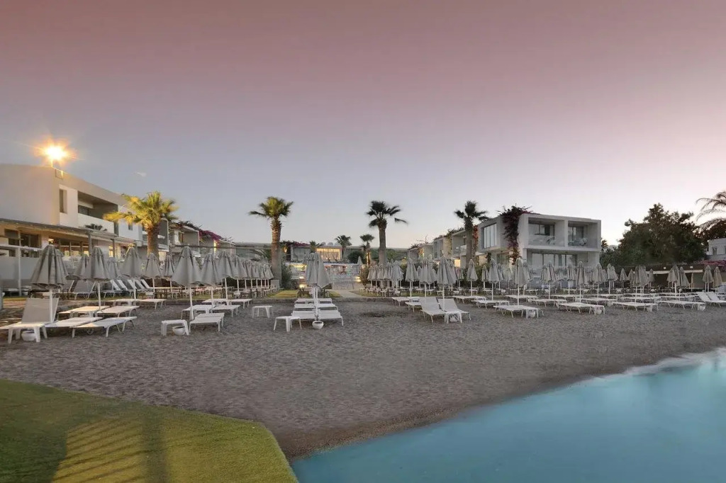 Lugga Boutique Hotel & Beach