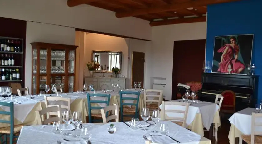 Il Cortile Suites