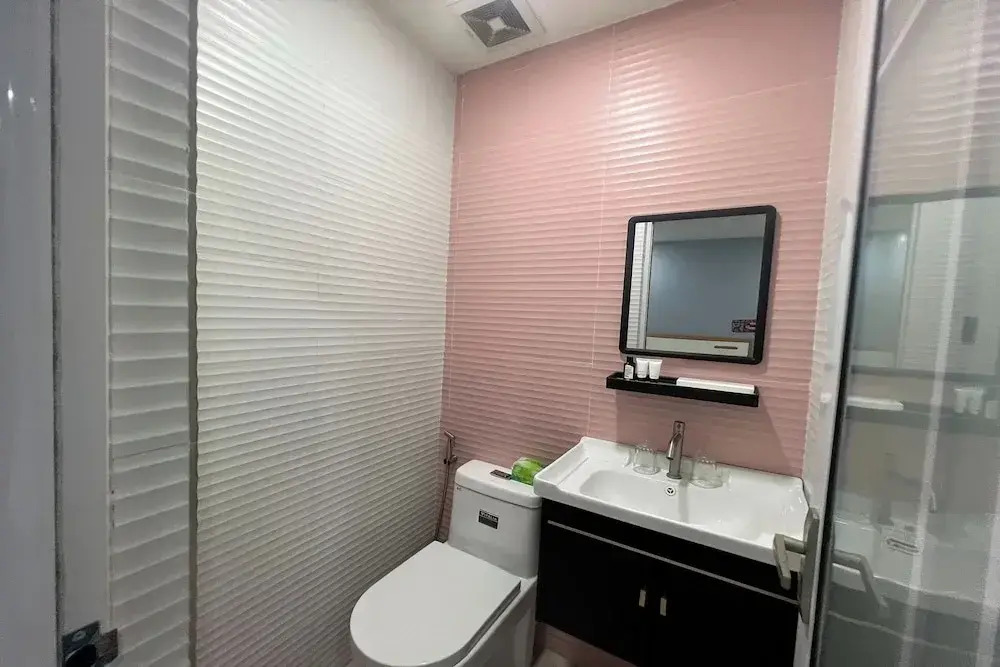 Qingqing Hotel Pasay Manila near MOA