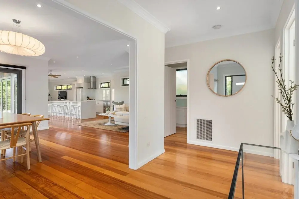 Luxurious 3-bed Home With Outdoor Spa