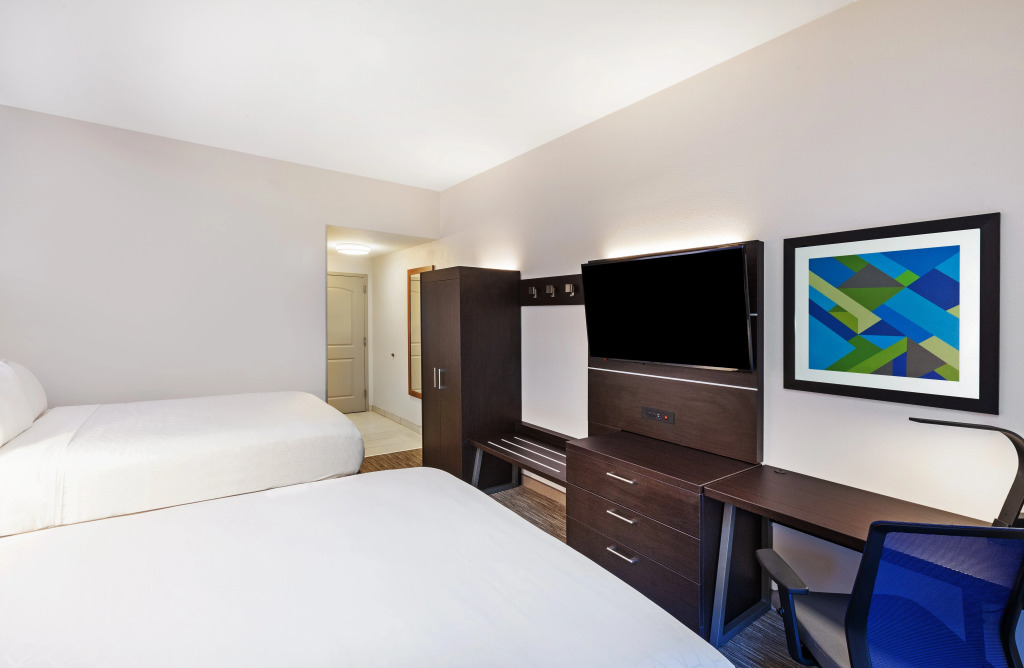 Holiday Inn Express & Suites Baton Rouge East by IHG