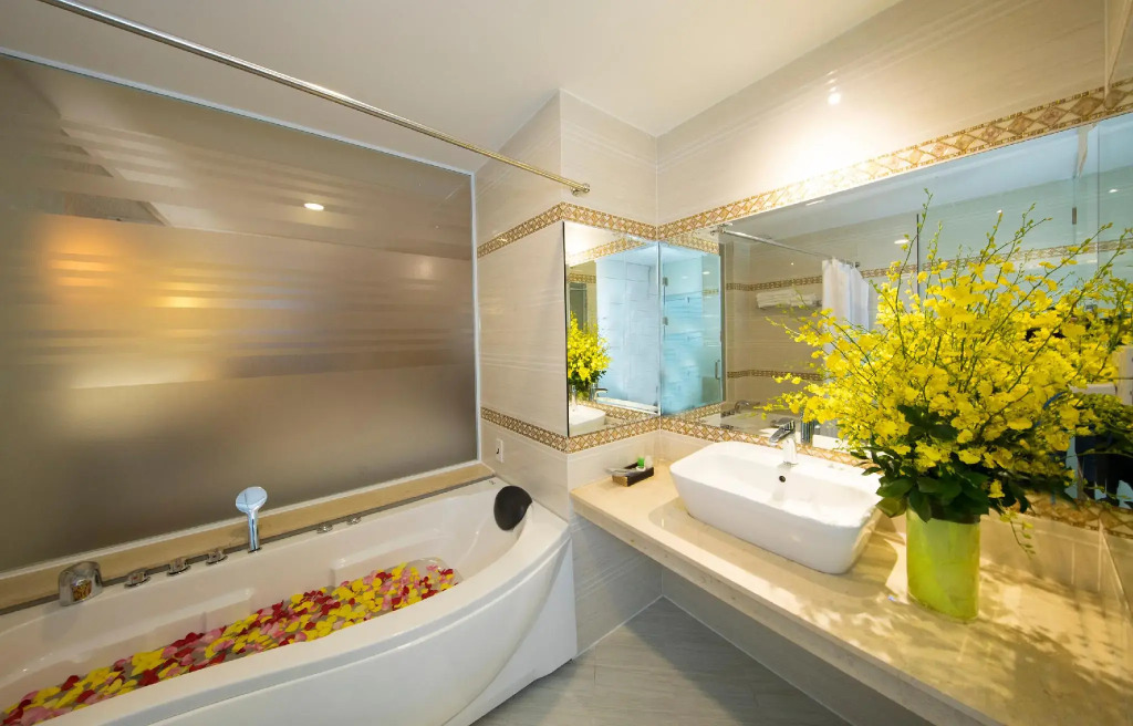 Golden Star Hotel