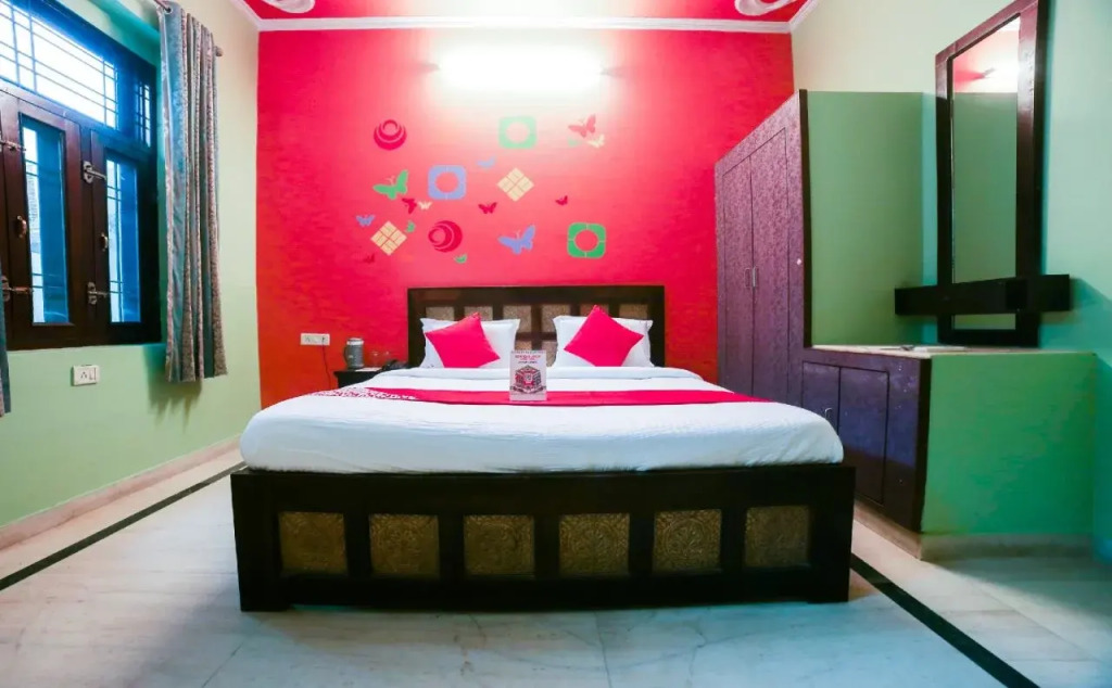 OYO 22941 Hotel D Square