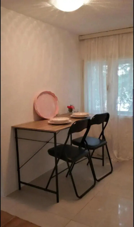 Una Rosa Hostel