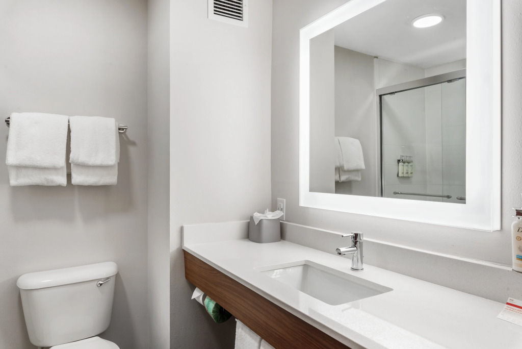 Holiday Inn Express & Suites Maumelle by IHG