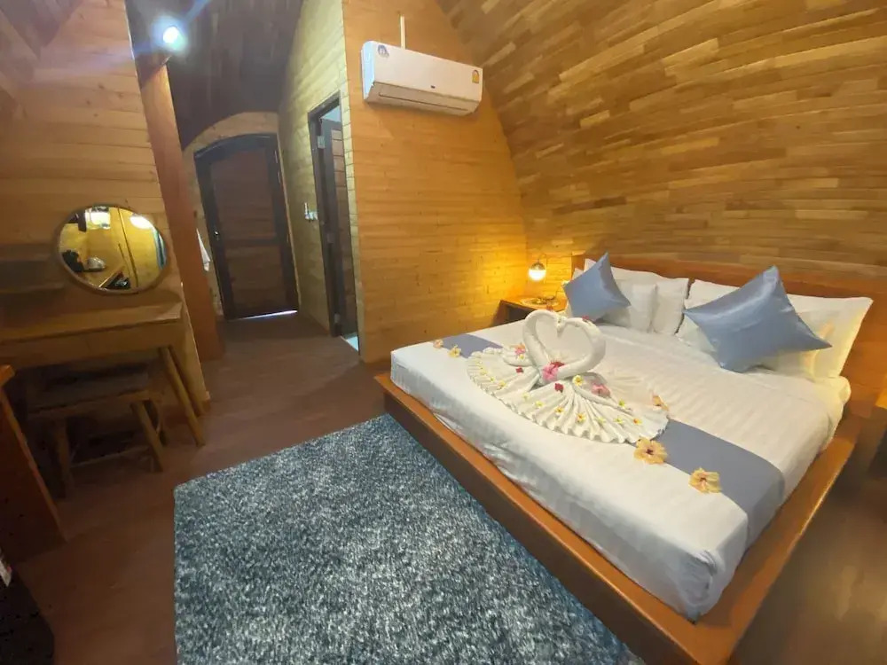 Phumala Lanta Seaview Resort ภูมาลา ลันตา ซีวิว รีสอร์ท