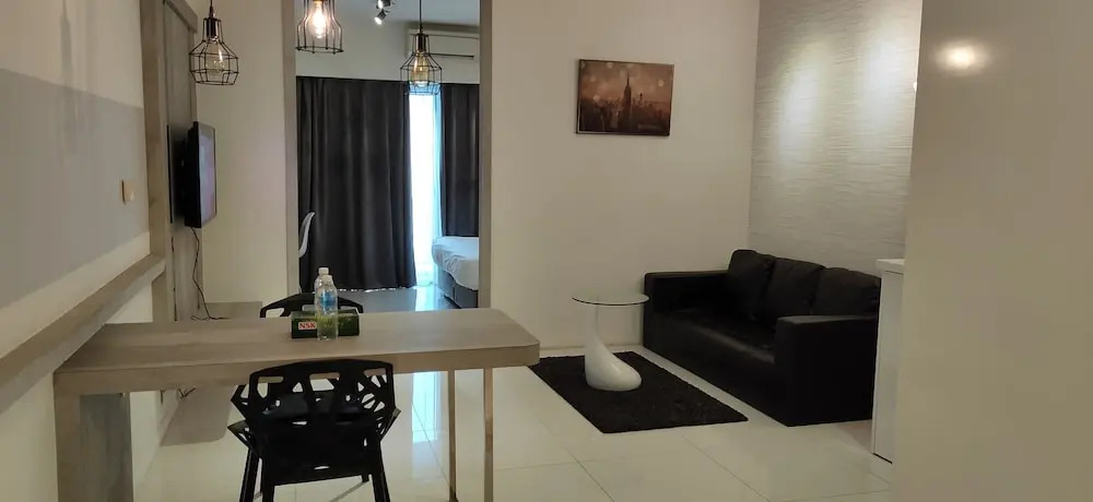 Summer Suites KLCC Apartments by Soulasia