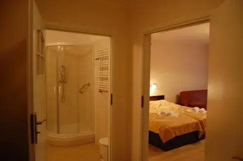 Solanki Medical SPA