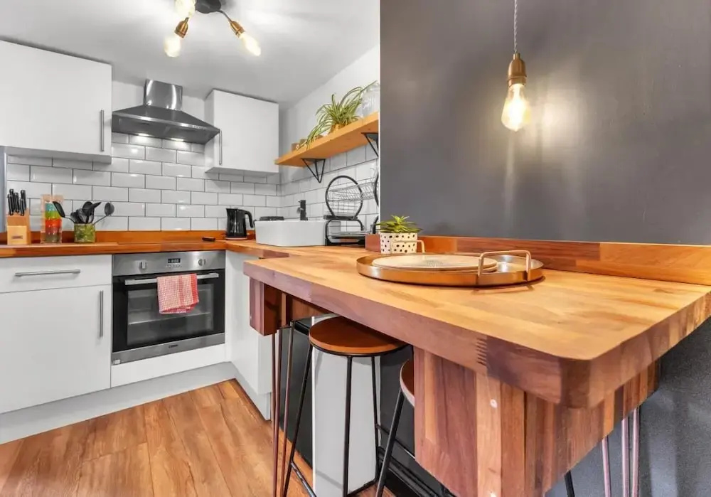 Olive Apartment One | By My Getaways