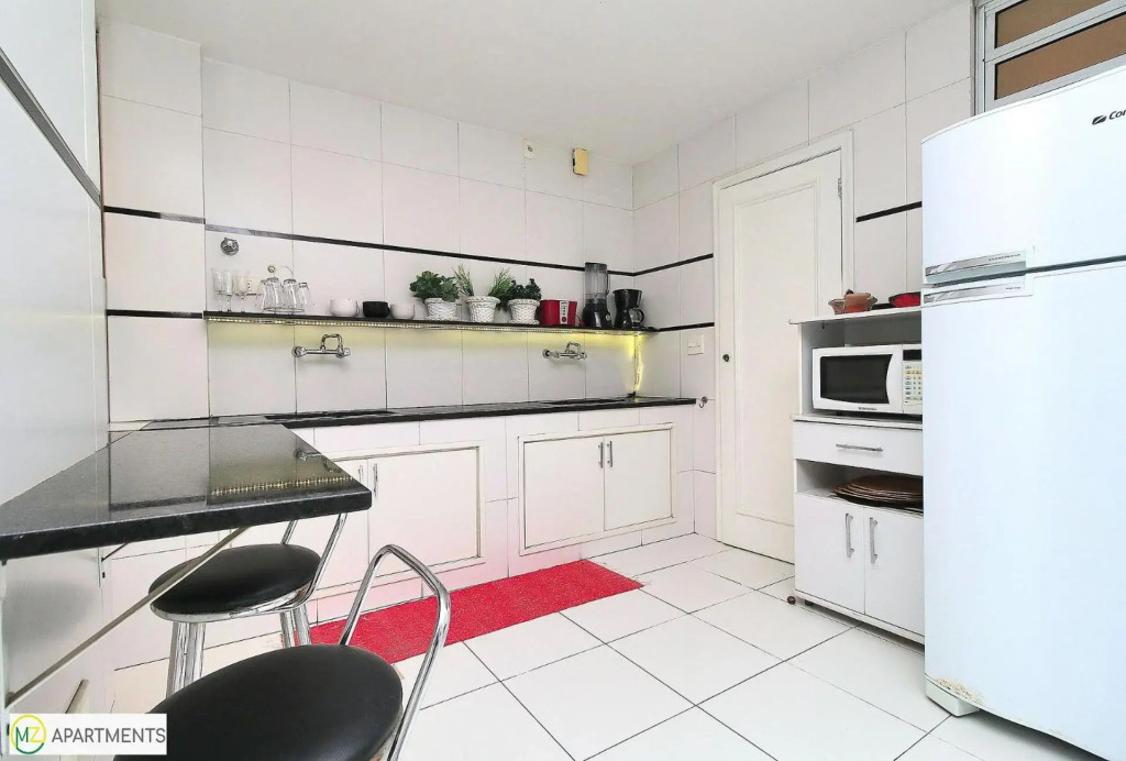 Estiloso 3 Quartos Para 6 Pessoas No Posto 5 Em Copacabana!